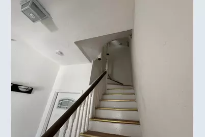 2532 Mass Ave #2, Cambridge, MA 02140 - Photo 2