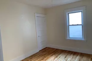11 Diamond St, Worcester, MA 01610 - Photo 6