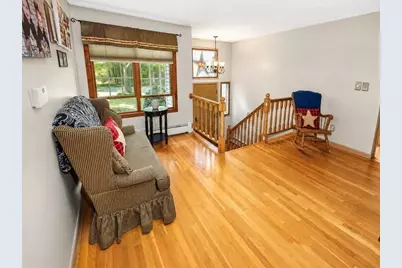 137 Wilson St, Spencer, MA 01562 - Photo 2