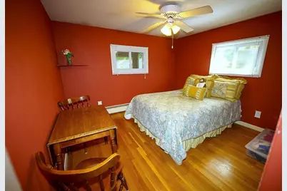 137 Wilson St, Spencer, MA 01562 - Photo 6
