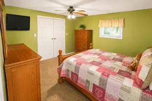 137 Wilson St, Spencer, MA 01562 - Photo 8