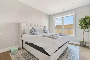 7 Baker Ct, Boston, MA 02125 - Photo 8
