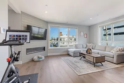 7 Baker Ct #1, Boston, MA 02125 - Photo 2