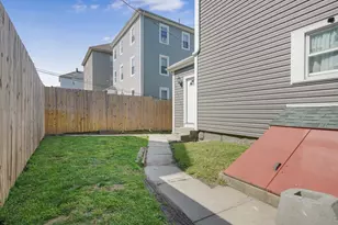 68 Liberty St, Fall River, MA 02724 - Photo 8