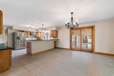 950 Glendale, Wilbraham, MA 01095 - Photo 10