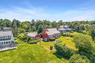 36 Hines Point Rd, Tisbury, MA 02568 - Photo 10