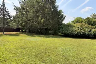 446 Lindsey St, Attleboro, MA 02703 - Photo 22