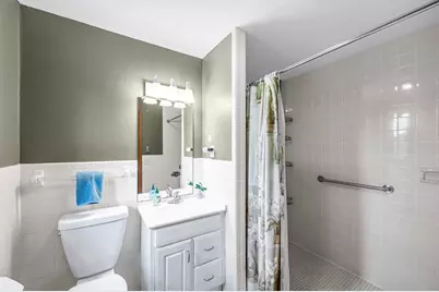 17 Breton Ln, Holyoke, MA 01040 - Photo 24