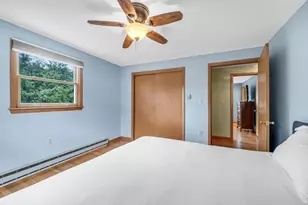 17 Breton Ln, Holyoke, MA 01040 - Photo 28