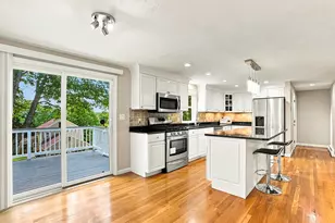 31 Lexington Rd, Shrewsbury, MA 01545 - Photo 4