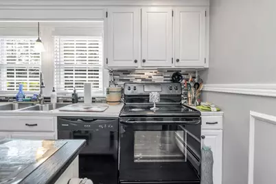 50 Chickering St, Lawrence, MA 01843 - Photo 10
