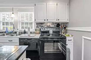 50 Chickering St, Lawrence, MA 01843 - Photo 10