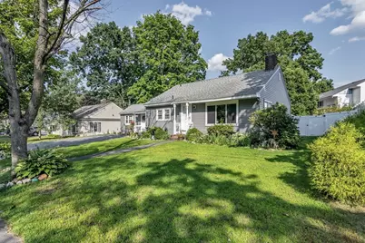 50 Chickering St, Lawrence, MA 01843 - Photo 2