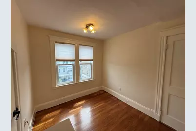 19 Chauncey St #3, Watertown, MA 02472 - Photo 2