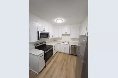 7 Chapel Hill Drive #11, Plymouth, MA 02360 - Photo 4