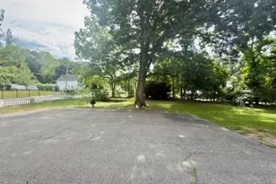53 Forest St, Attleboro, MA 02703 - Photo 14