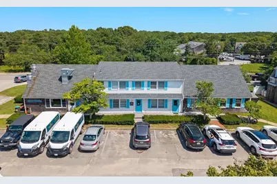 258 Edgartown-Vineyard Haven Rd, Edgartown, MA 02539 - Photo 2