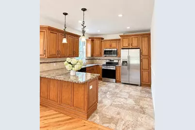 71 Bear Hole Rd, West Springfield, MA 01089 - Photo 4