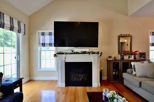 18 Tea Party Cir, Holden, MA 01520 - Photo 8