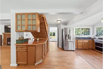 227 New St, Rehoboth, MA 02769 - Photo 4