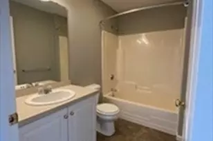 176 Middle St, Leominster, MA 01453 - Photo 6
