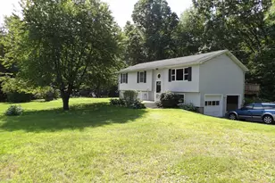 152 Manville St, Leicester, MA 01524 - Photo 1