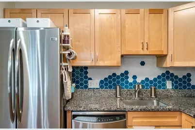 4040 Washington St #1, Boston, MA 02131 - Photo 16