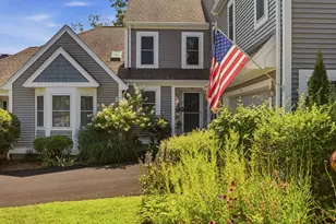 6 Hidden Bay Dr, Dartmouth, MA 02748 - Photo 2