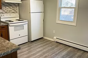 124 Ash St, Fall River, MA 02724 - Photo 12