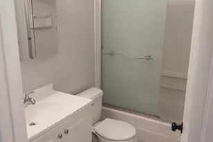 124 Ash St, Fall River, MA 02724 - Photo 18