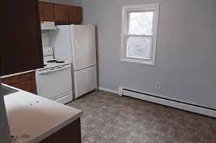 124 Ash St, Fall River, MA 02724 - Photo 20