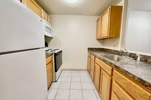 400 Massachusetts Ave, Boston, MA 02115 - Photo 2