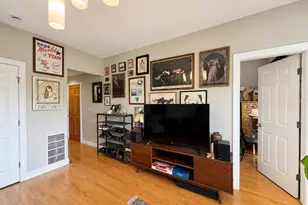 16 Cross St E, Somerville, MA 01245 - Photo 12