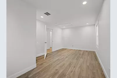 657 Silver St, Agawam, MA 01001 - Photo 30