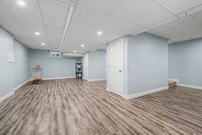 657 Silver St, Agawam, MA 01001 - Photo 34