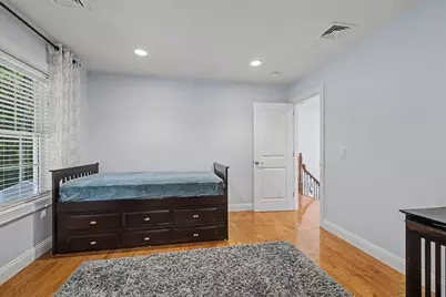 657 Silver St, Agawam, MA 01001 - Photo 20