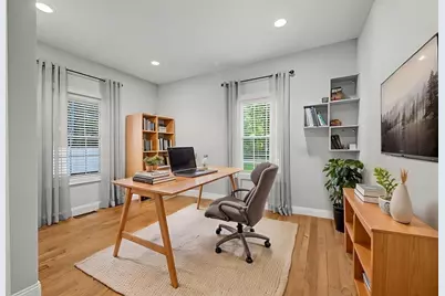 657 Silver St, Agawam, MA 01001 - Photo 28
