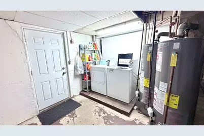 8 Kenwood St #4, Cambridge, MA 02141 - Photo 12