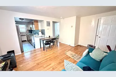 8 Kenwood St #4, Cambridge, MA 02141 - Photo 2