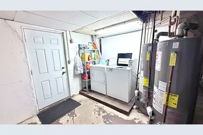 8 Kenwood St #4, Cambridge, MA 02141 - Photo 10
