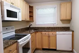 8 Kenwood St, Cambridge, MA 02141 - Photo 4