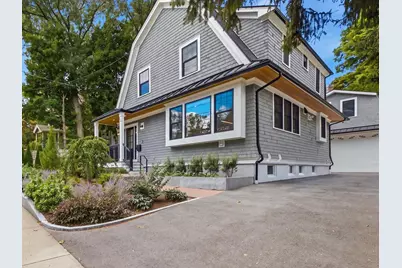579 Centre St, Newton, MA 02458 - Photo 36