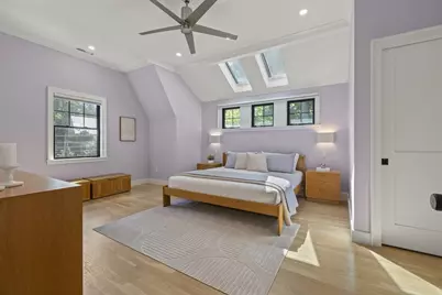579 Centre St, Newton, MA 02458 - Photo 4
