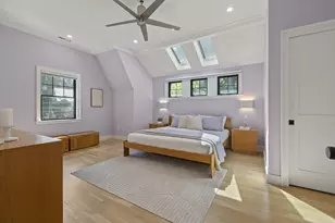 579 Centre St, Newton, MA 02458 - Photo 4