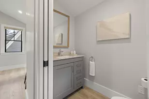 579 Centre St, Newton, MA 02458 - Photo 24