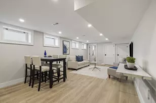 579 Centre St, Newton, MA 02458 - Photo 28