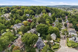 579 Centre St, Newton, MA 02458 - Photo 40
