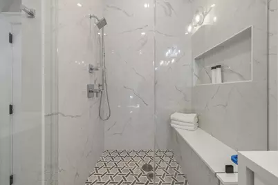 579 Centre St, Newton, MA 02458 - Photo 24