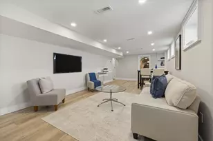 579 Centre St, Newton, MA 02458 - Photo 30