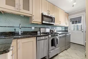 262 Sidney, Cambridge, MA 01239 - Photo 6